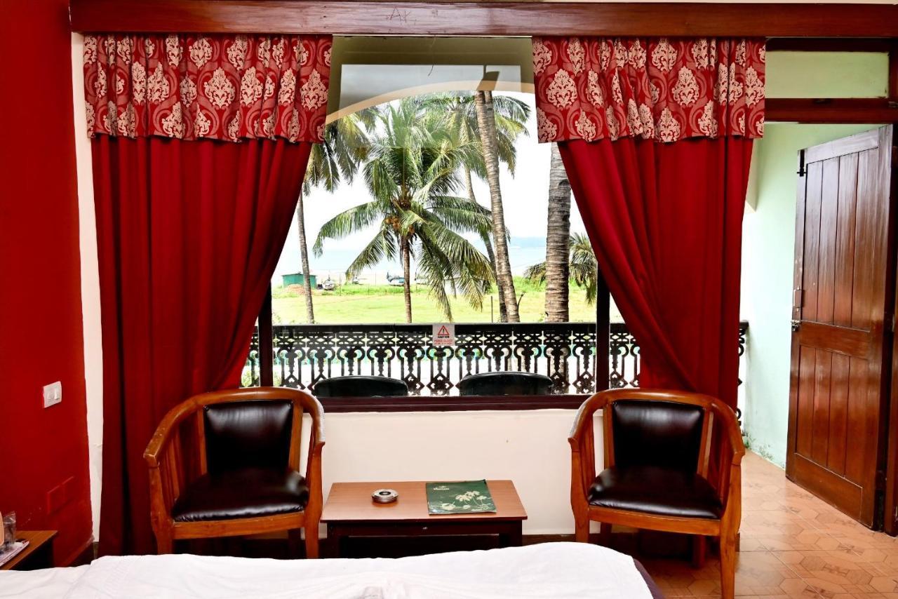 Swimsea Beach Resort, A Beach Property Panaji Extérieur photo
